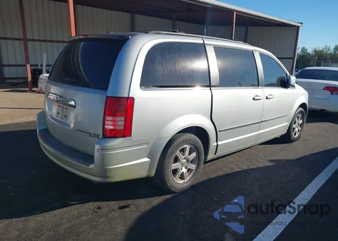 2009 Chrysler Town & Country Touring from USA, damaged, VIN 2A8HR54189R592283